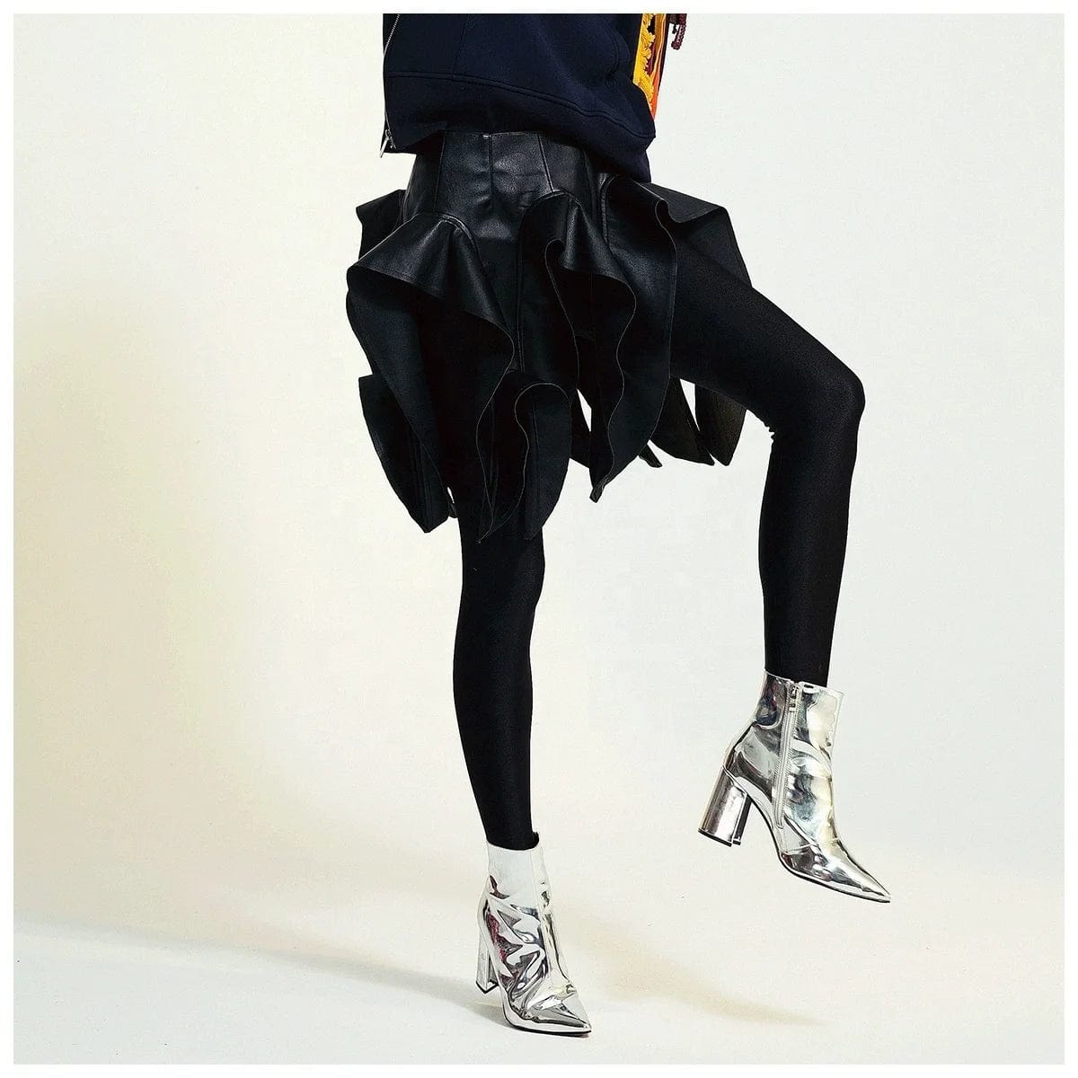 OUDINA Trendy Wholesale Casual Personality Irregular Cutting Accessories Short Leather Skirt