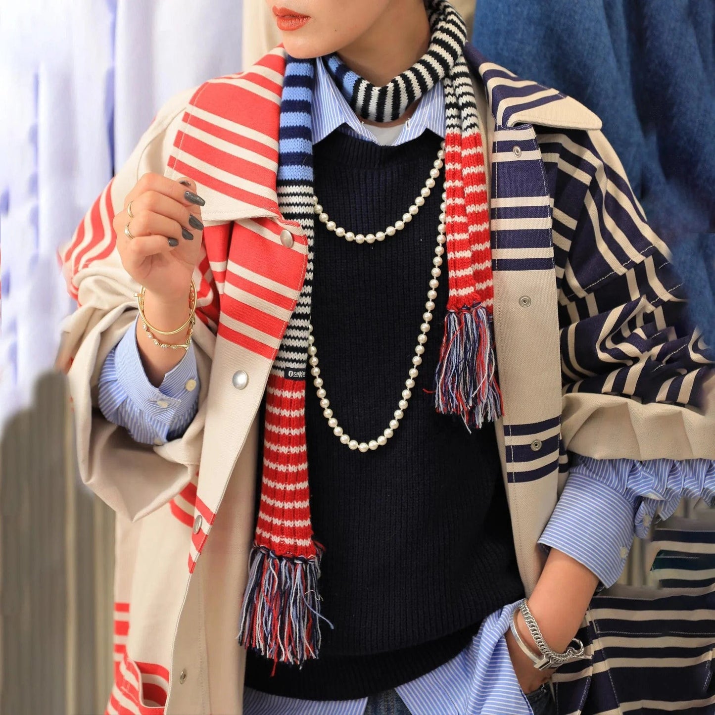 OUDINA Wholesale Contrast Color Outerwear Woman Striped Cardigan Jacket Loose Long Sleeve Women's Winter Jackets