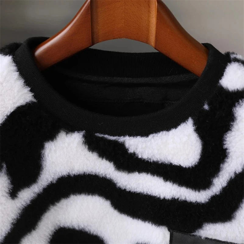 PDUI Women Real Wool Fur Coat Sweater Winter Warm Female Girl Sheep Shearing Jacket Parka OverCoat CT154