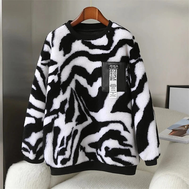 PDUI Women Real Wool Fur Coat Sweater Winter Warm Female Girl Sheep Shearing Jacket Parka OverCoat CT154