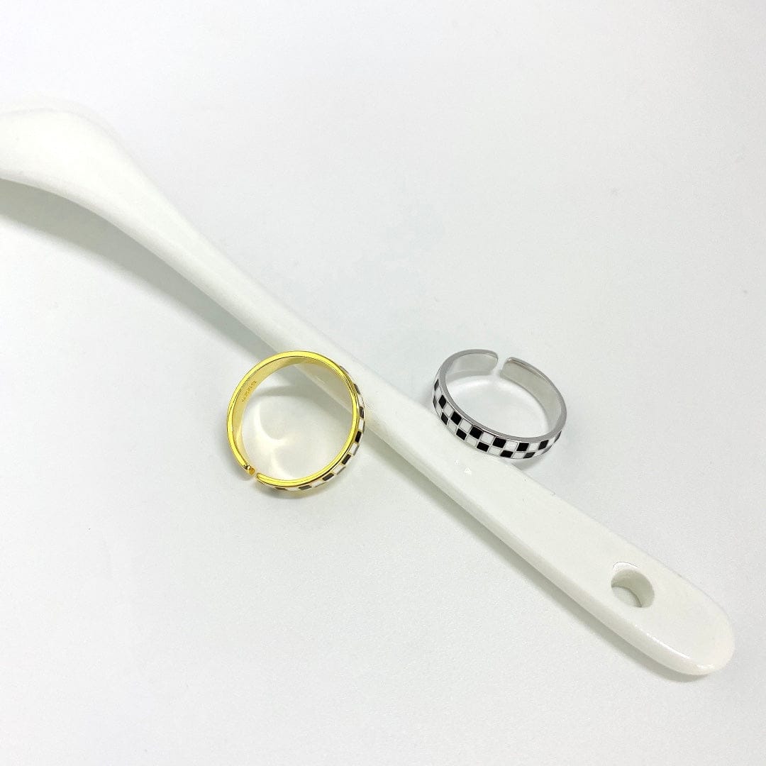 Resizable / Yellow Gold wholesale Fashion Jewelry 925 Sterling Silver 18k Gold Plated Geometry White Black Enamel Chunky Color Open Rings Set For Women
