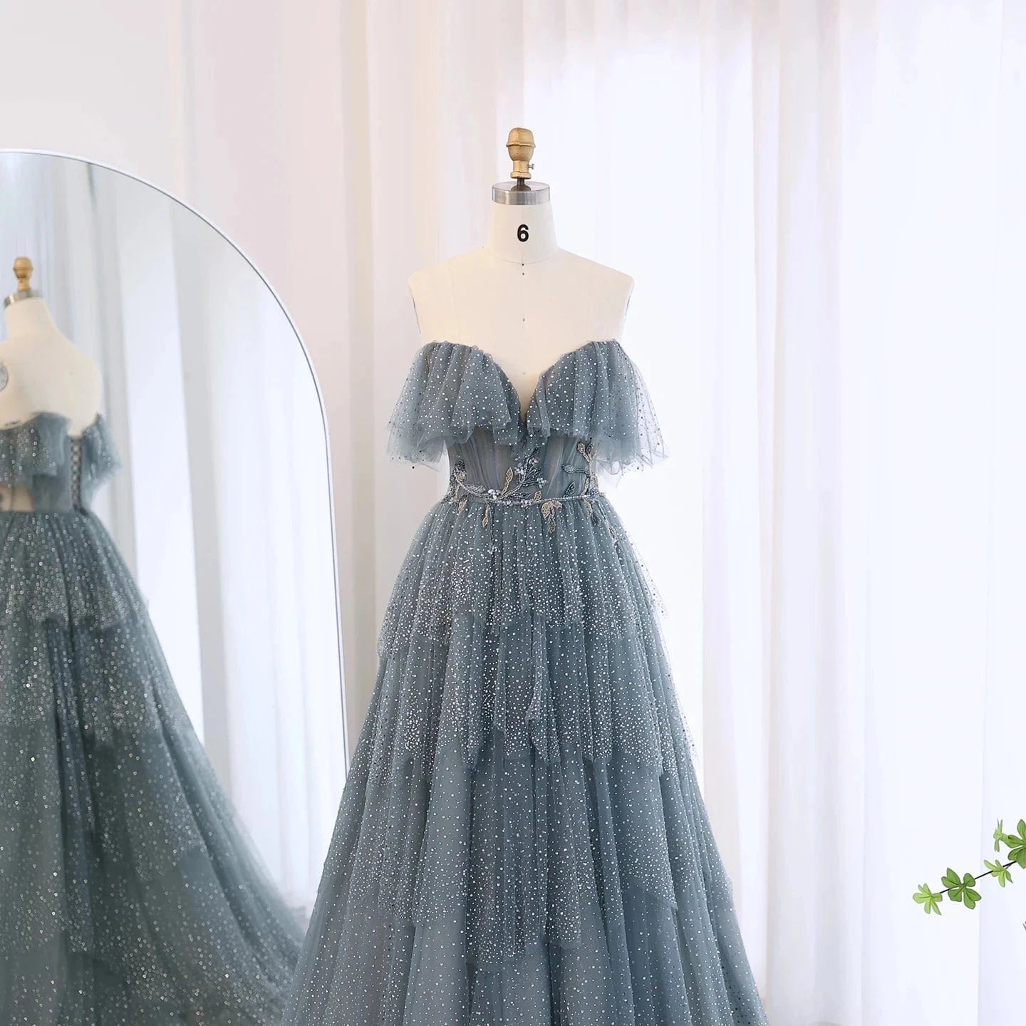 Sparkly Crystal Blue Sweetheart Evening Dress For Women Wedding Tiered Ruffles Luxury Dubai Bridal Party Gowns Sz017