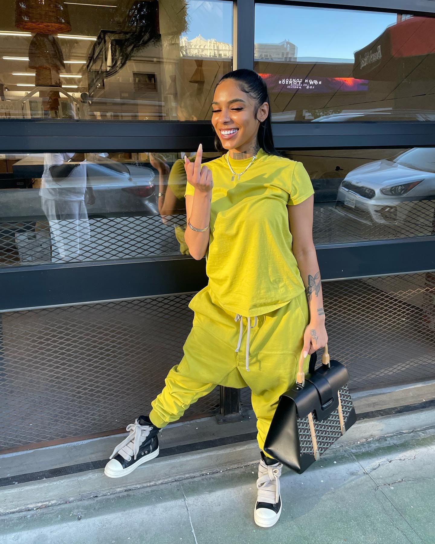 Summer 2023 Women Street 2 Piece Sets Solid Color Short Sleeve T Shirt and Drawstring Pants 2 pc Womans Oversized Jogger Sets