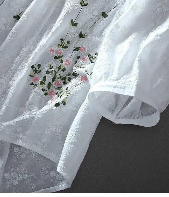 Summer White Cotton Embroidery V-neck Pullover All-match Casual Short mid Sleeve Sunscreen Shirt