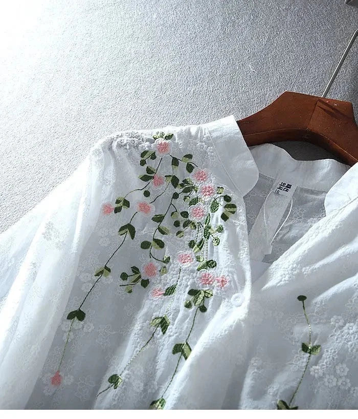 Summer White Cotton Embroidery V-neck Pullover All-match Casual Short mid Sleeve Sunscreen Shirt