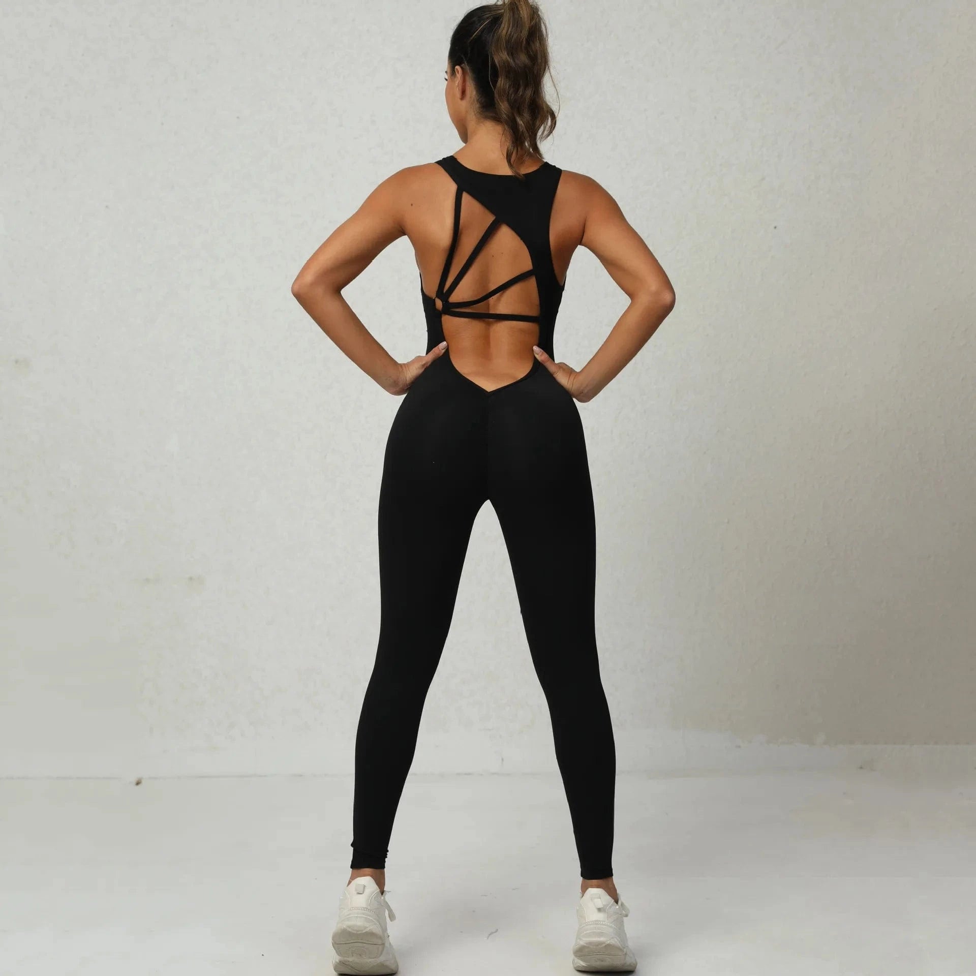 Twist Deep V neck Design Sleeveless New Design spider back One piece Jumpsuit Yoga fitness Sport wear Bodysuits for Women