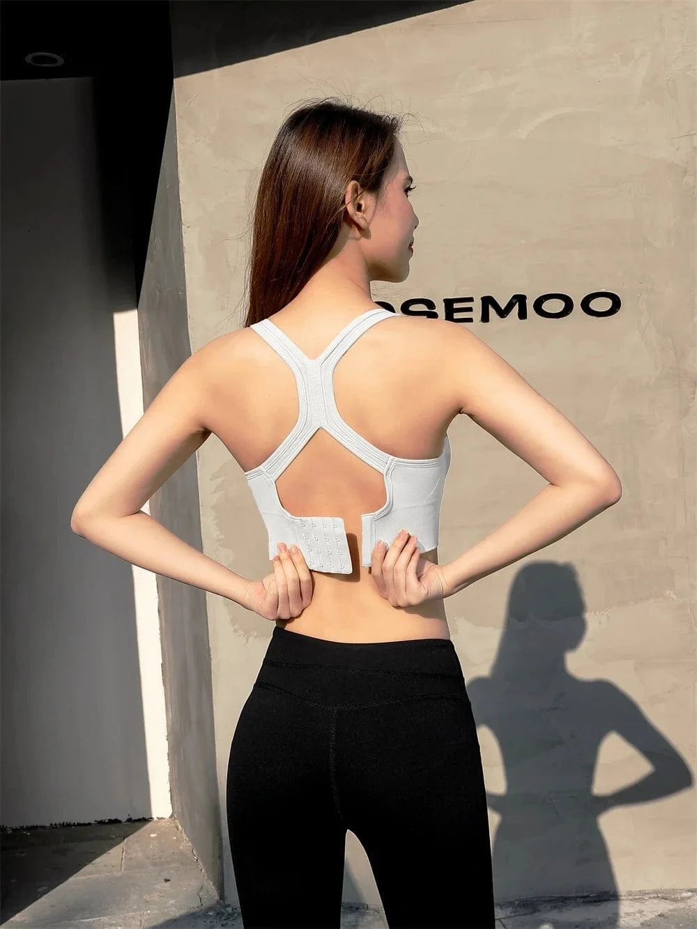 U-Shaped Neckline Seamless Wireless Sujetador Deportivo Fit Sports Bras Crop Top Running Workout Yoga Bra For Womens