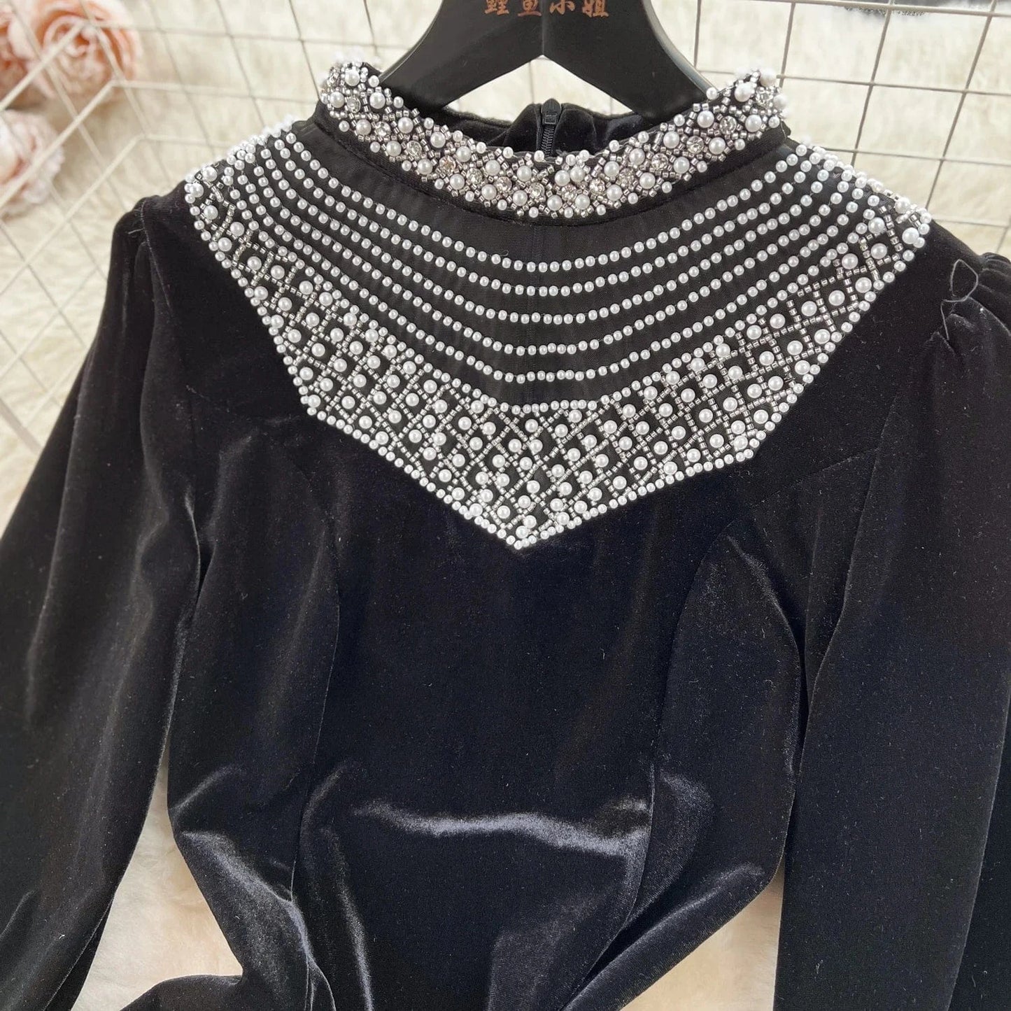 Wholesale 2024 Spring Long Sleeve Mesh Beaded Round Neck Waist Waist Slim A-line Golden Velvet Women's Dress