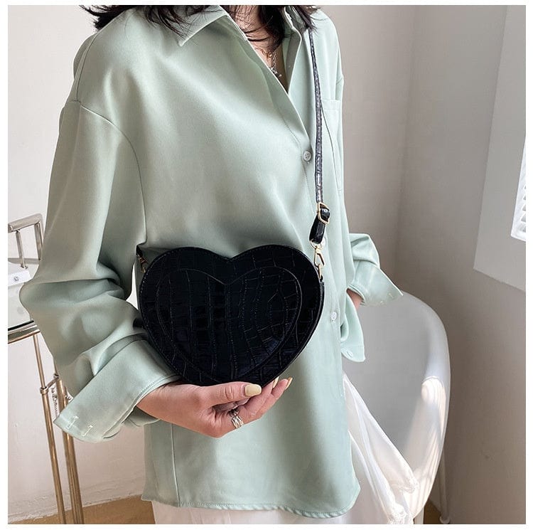 Wholesale Cheap Pu Leather Bag Heart Shape Cross body for Ladies Crocodile Leather Mini hand bag