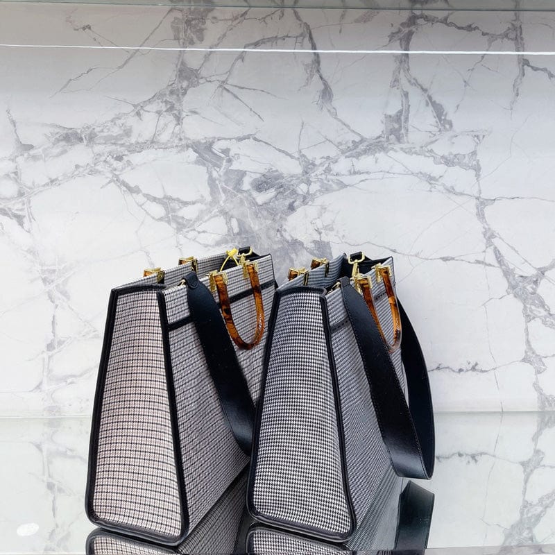 Wholesale custom leisure tote bag famous brand crossbody shoulder handbag for woman