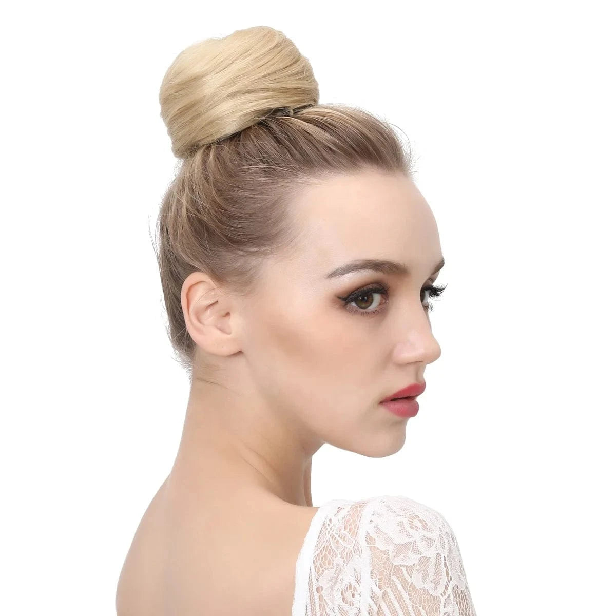 Wholesale Faux Fake Easy Drawstring Postisch Pour Synthetic Comb Clip on Hair Donut Buns Chignon for Hair Piece White Women