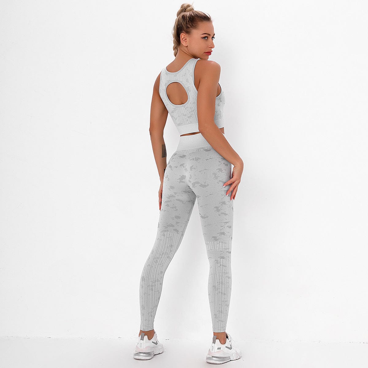 Wholesale Fitness Apparel Sports Bra Flower Women Printed Sets High Waist Leggings Yoga Sets Seamless Camouflage Set