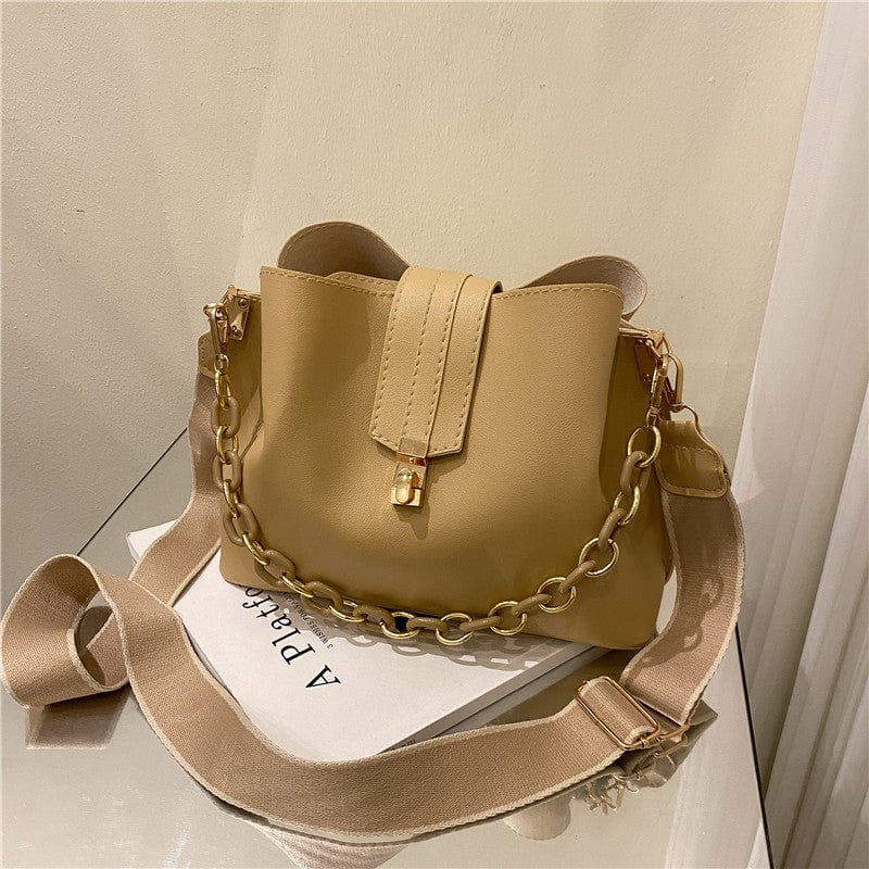 Wholesale Handbags With Chain Factory 2022 Small Young Ladies Purses Women Popular Bucket Bag