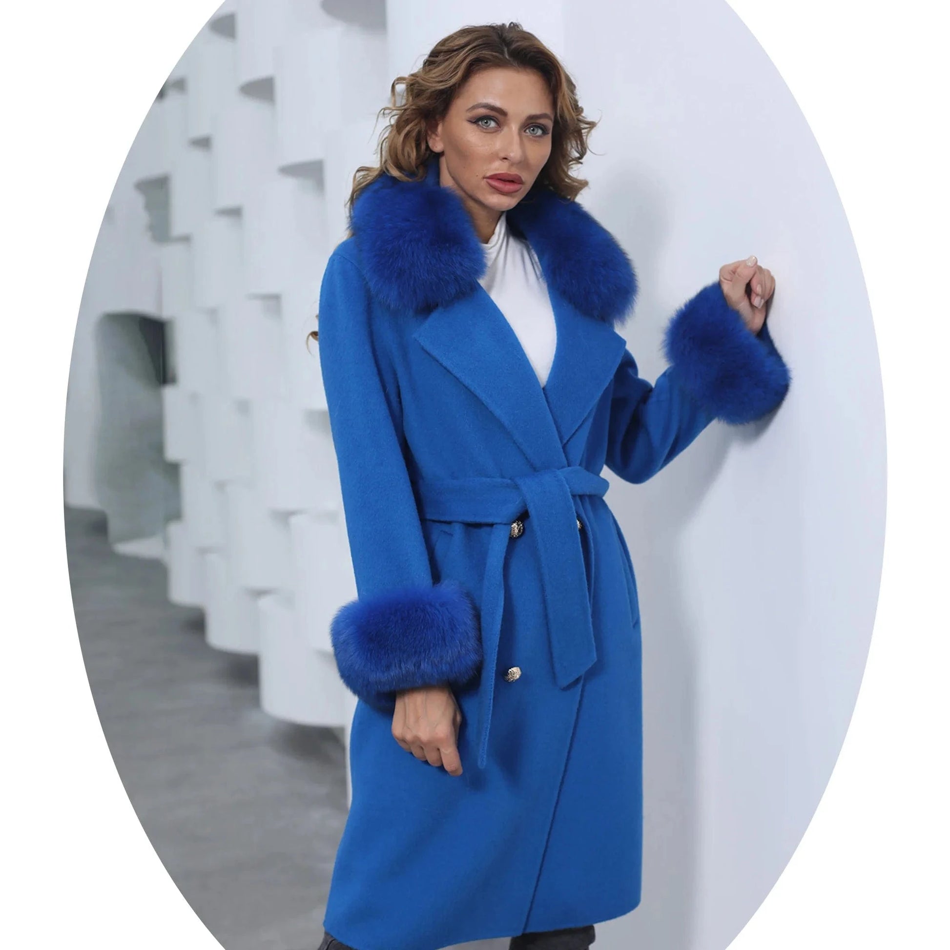 Winter Trend Real Fox Fur Collar Cashmere Wool Coat with Fur Cuffs