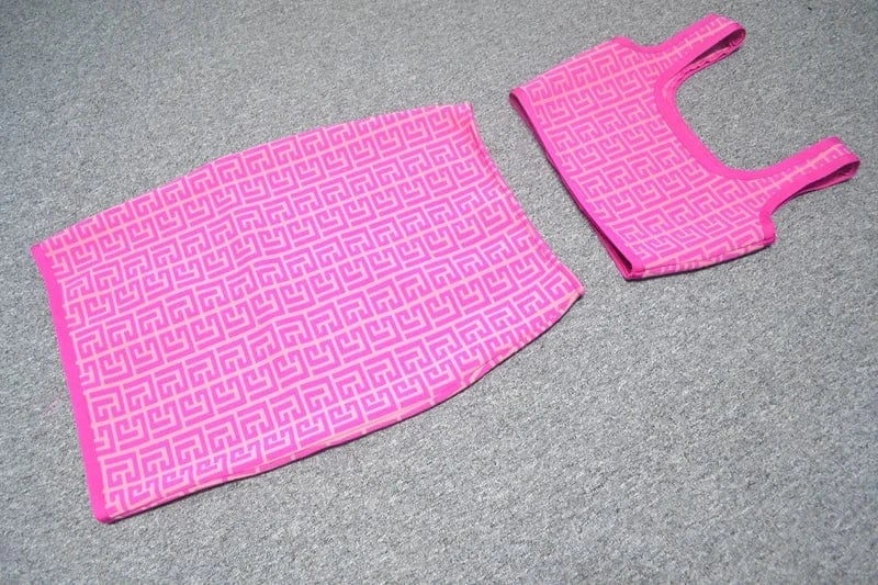 Women Elegant Camisole Sleeveless Jacquard Two Piece Set Fashion Casual Bandage Skirt