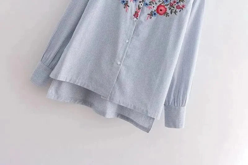Women floral dragonfly embroidery full cotton striped blouse long sleeve long shirt European ladies casual tops blusas E8437