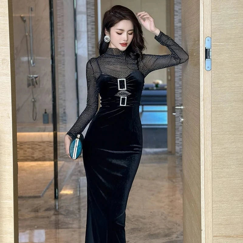 ZYHT 9680 Cut-out Lace Stitching Sexy Velvet Dress Eco-Friendly Sleeveless Midi Dresses with Spaghetti Straps